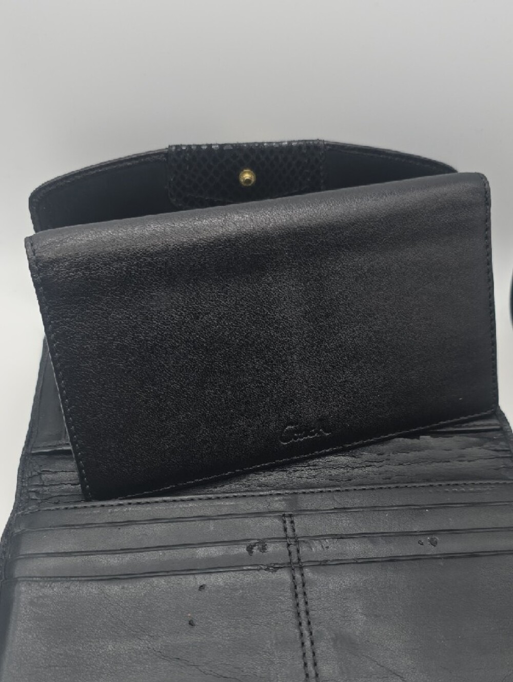 Coach Black Leather Wallet & Cheekbook Holder W/ Gold Hardware (GOOD/FAIR)✨️🖤✨️ - Picture 10 of 15